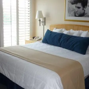 Elvis Presley's Heartbreak *** Memphis